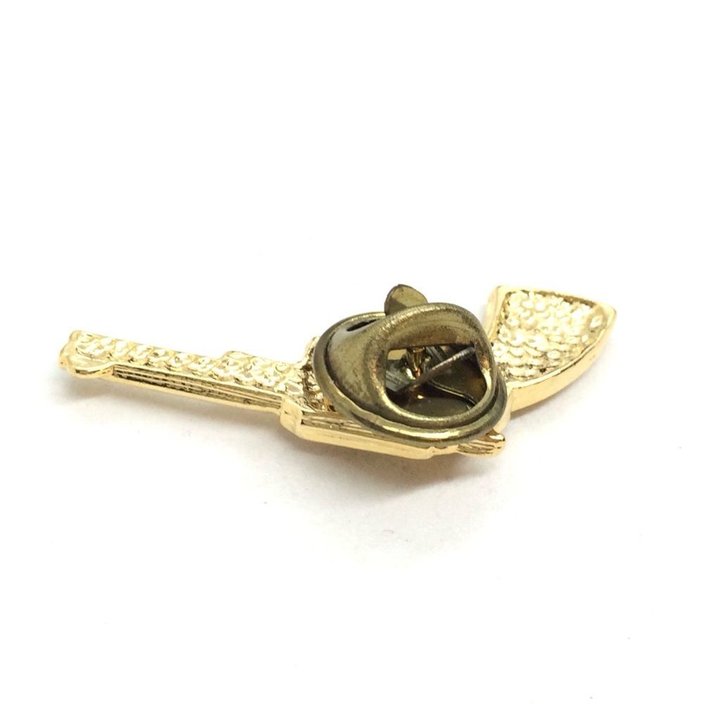 VINTAGE REVOLVER GUN TIE TACK LAPEL PIN GOLD TONE WESTERN COWBOY - Picture 7 of 12